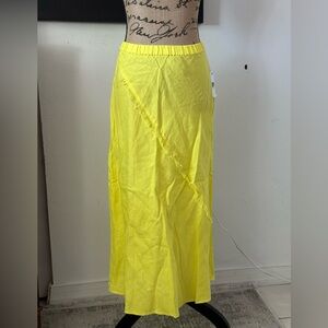 🆕DKNY Yellow Linen Fringe-Trim Midi Skirt